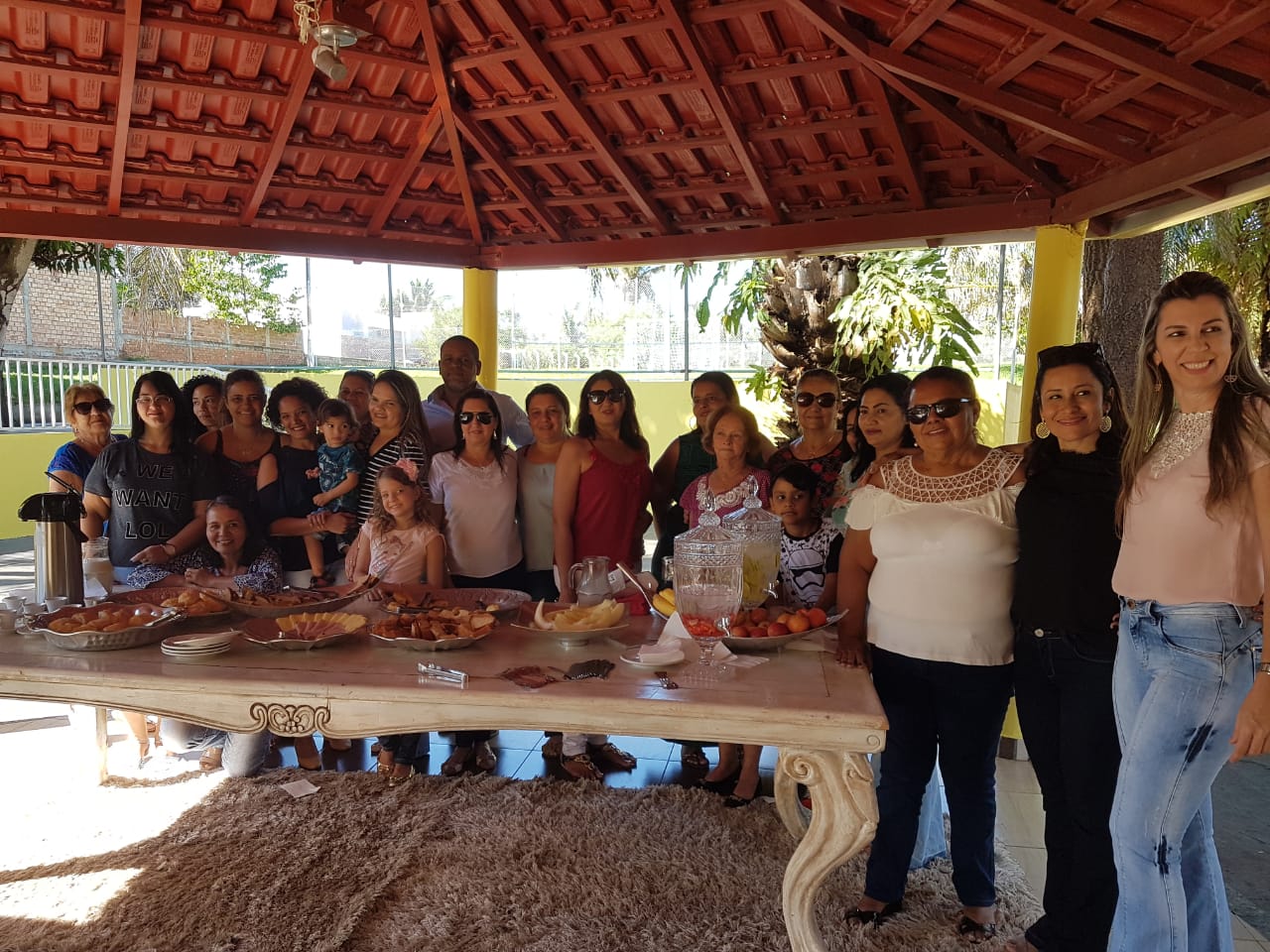 MÃES DE BARRA SÃO HOMENAGEADAS